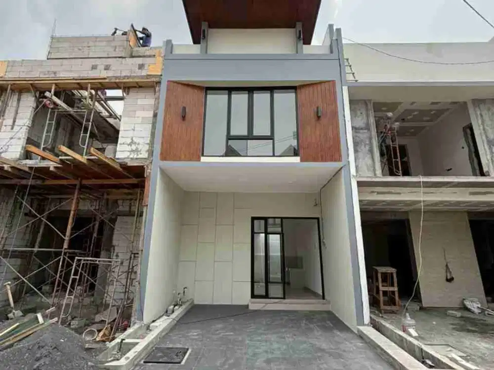 Rumah Baru 2 Lantai siap Huni di Satelit, Sby Barat