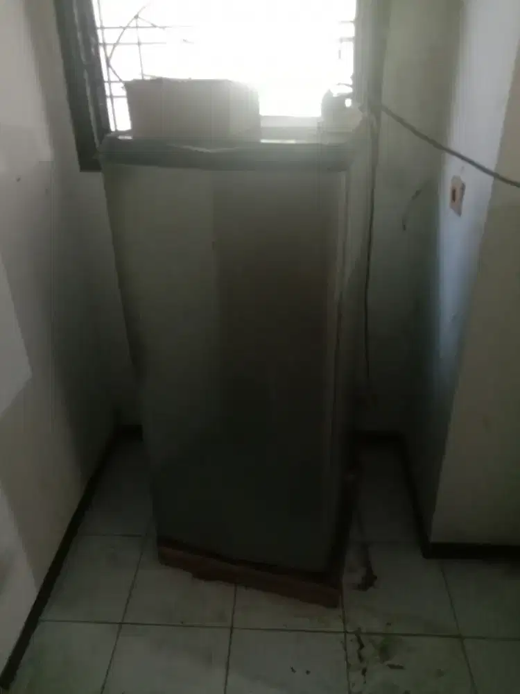 Kulkas LG satu pintu