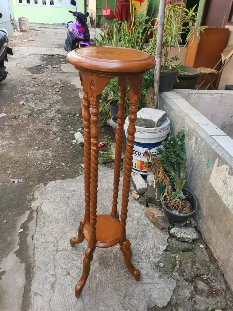 Stand Pot bahan kayu