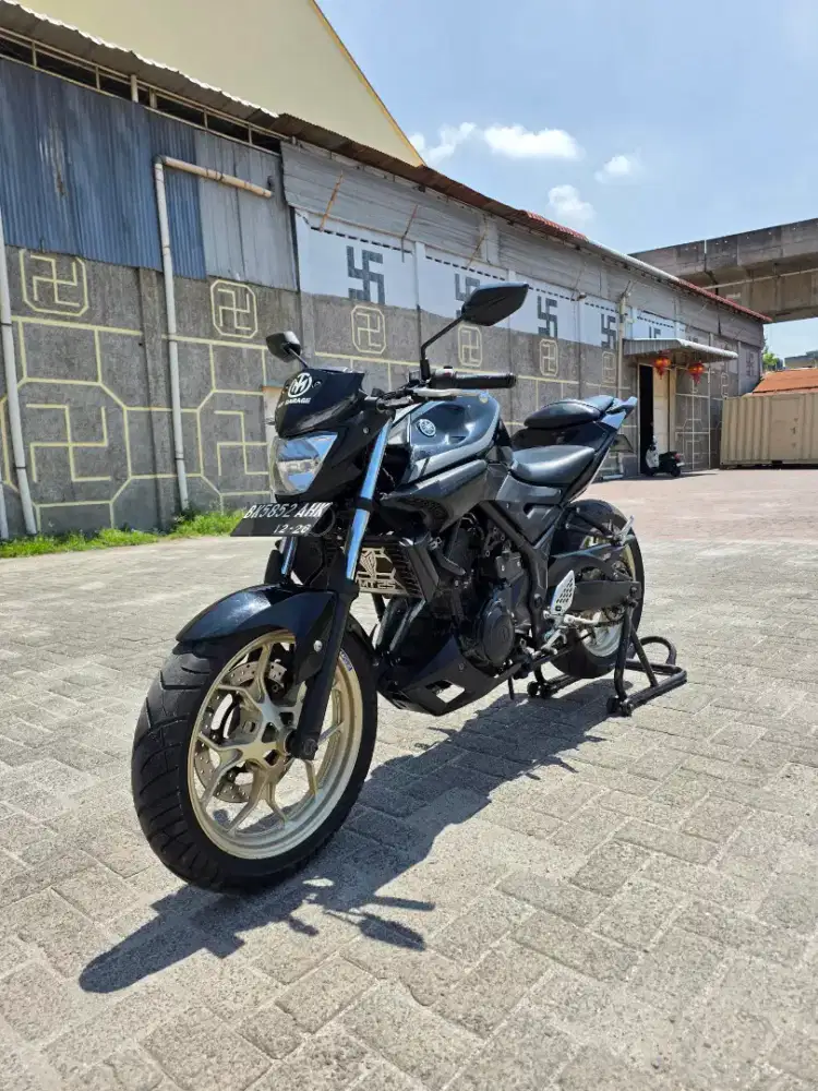 Yamaha MT25 Hitam 2017