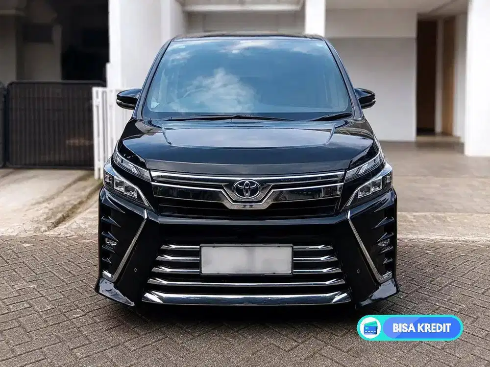 Toyota Voxy 2017 Bensin