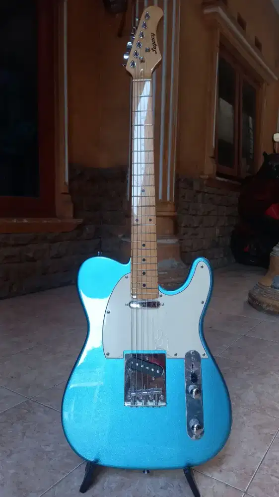 Gitar legacy ETL 100, like new