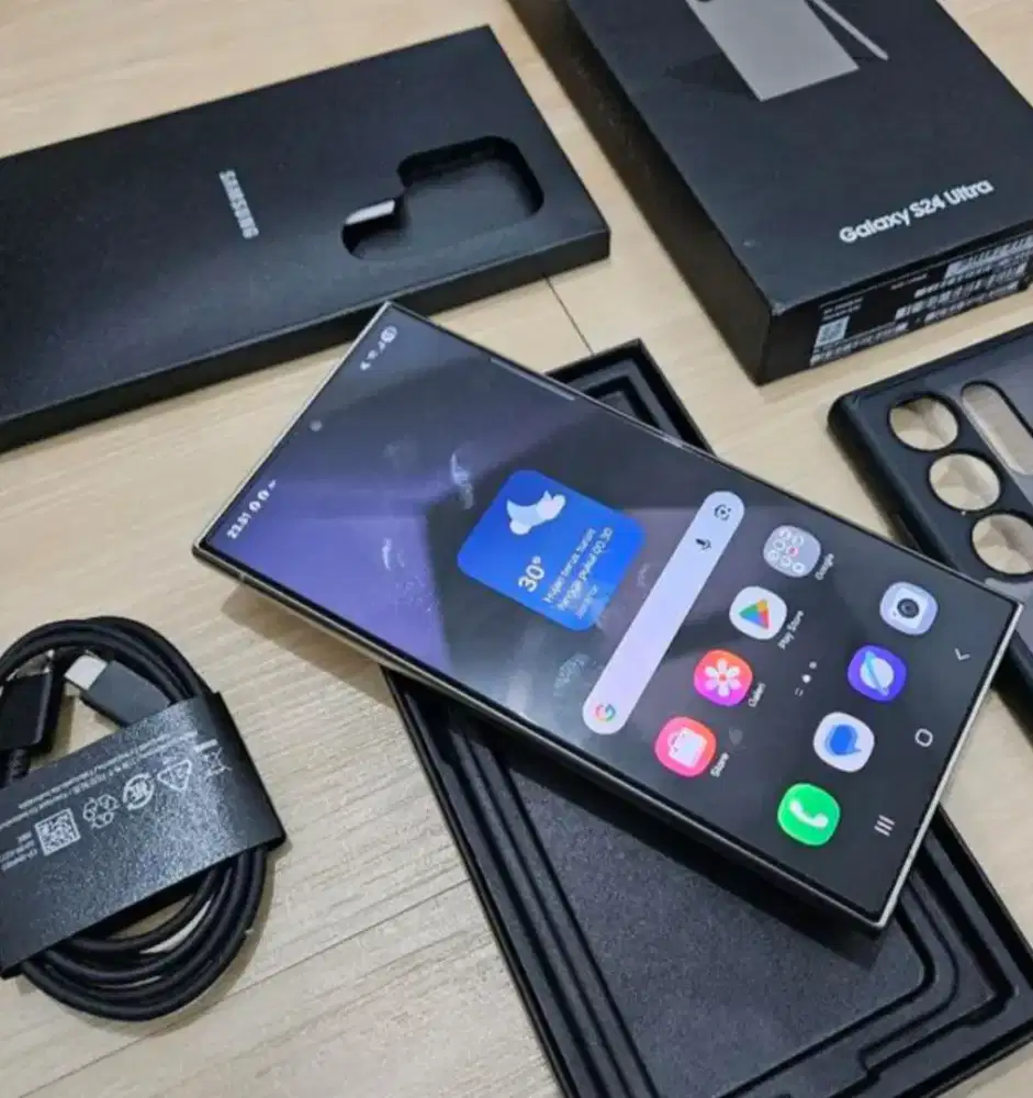 Samsung Galaxy S24 Ultra Ram 12Gb/512Gb lengkap