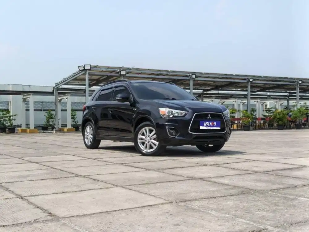 Mitsubishi Outlander 2.0 PX Matic 2017 Km 135rb Mulus Terawat