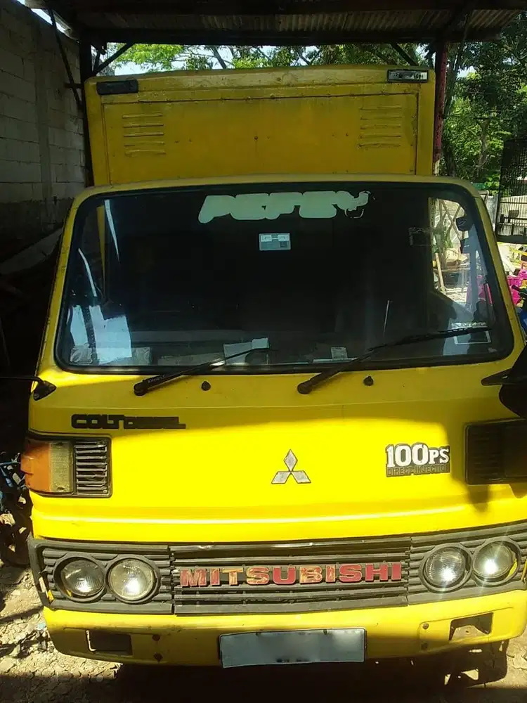 Di Jual Segera Mitsubishi Colt Diesel FE 104 Tahun 1996 Del Van / Box