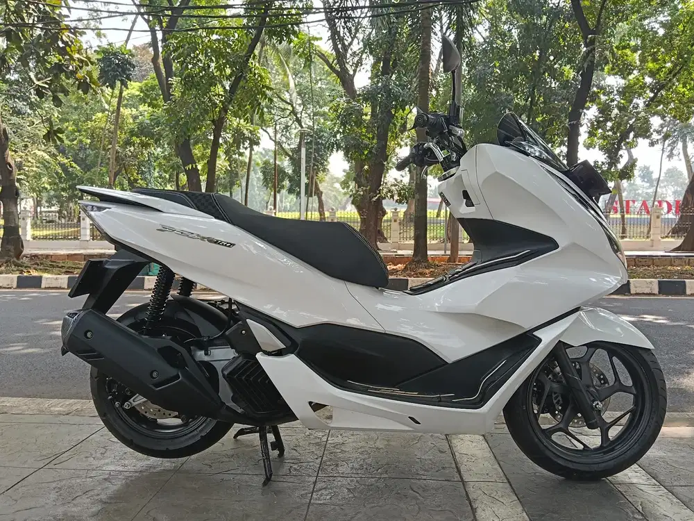 DP MINIM 2.500 CASH KREDIT NEW HONDA PCX 160 CBS ISS THN 2023 PJK ON