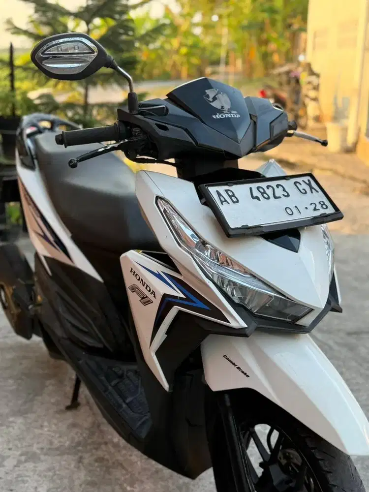 Vario 125 2017 plat ab joss