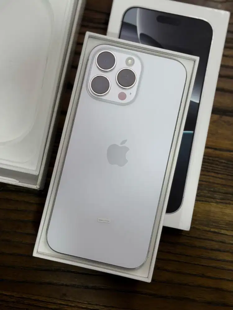 iPhone 16 Pro Max 256GB Second Garansi Resmi