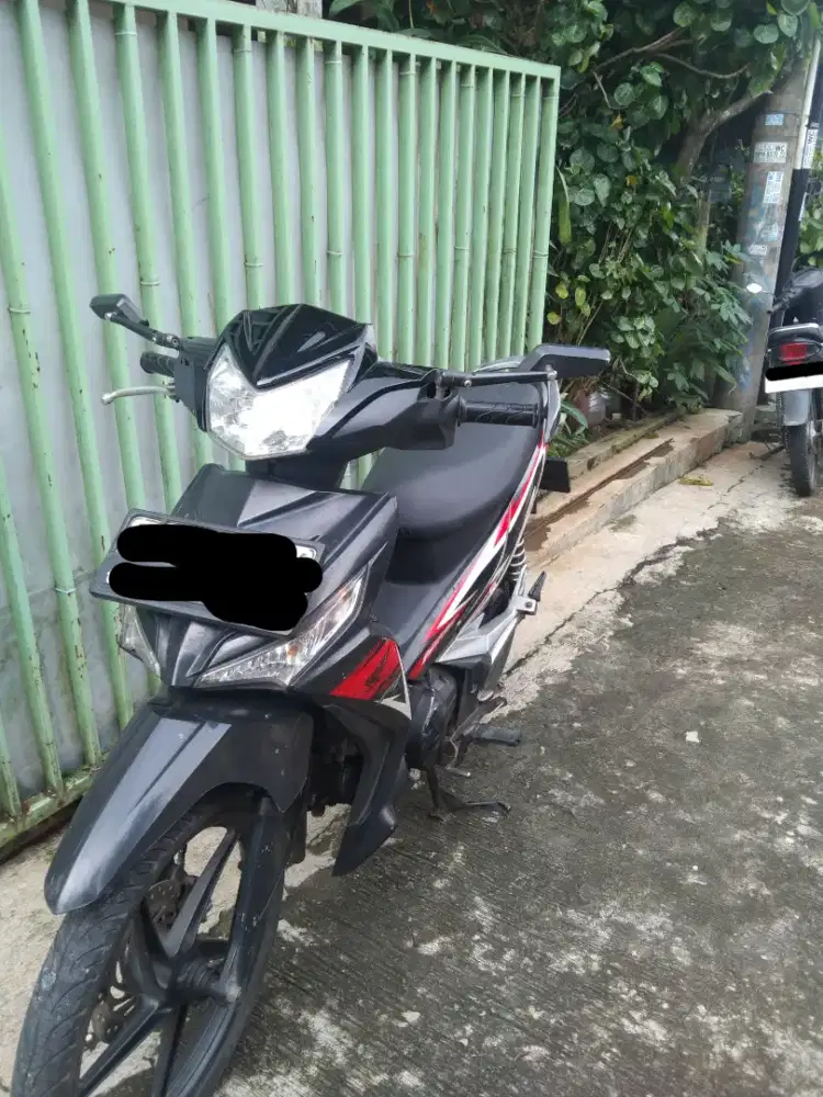 Supra x 125 FI tahun 2015
