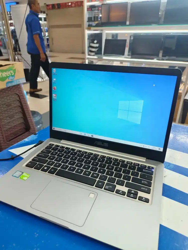 Asus s14 core i5 dobel vga nvidia