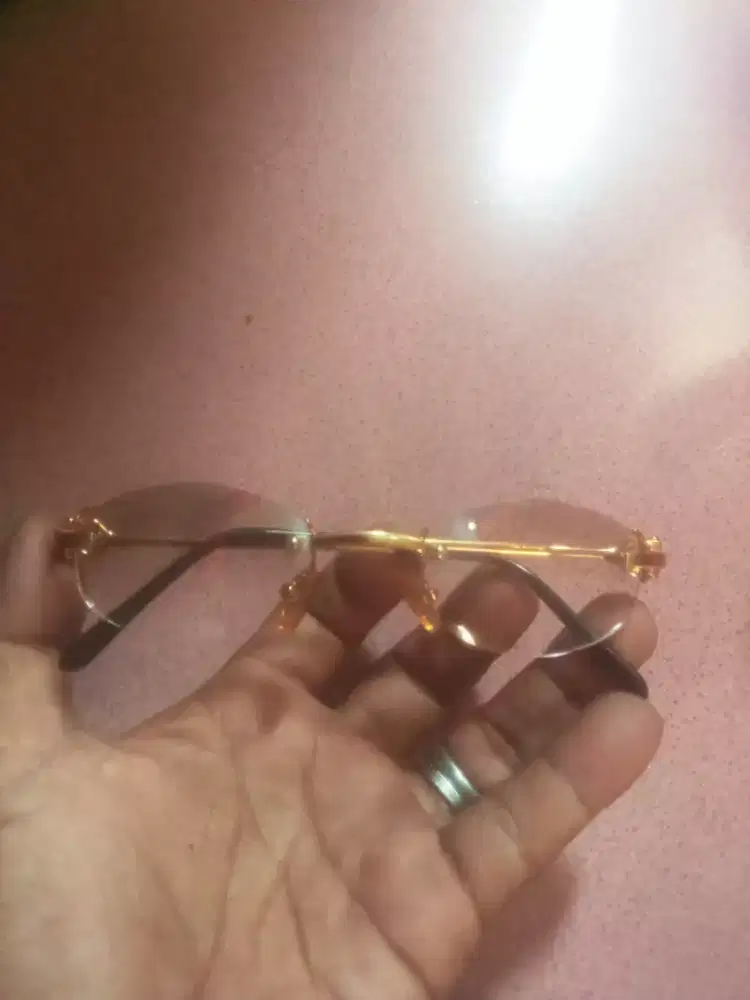 Kacamata Cartier