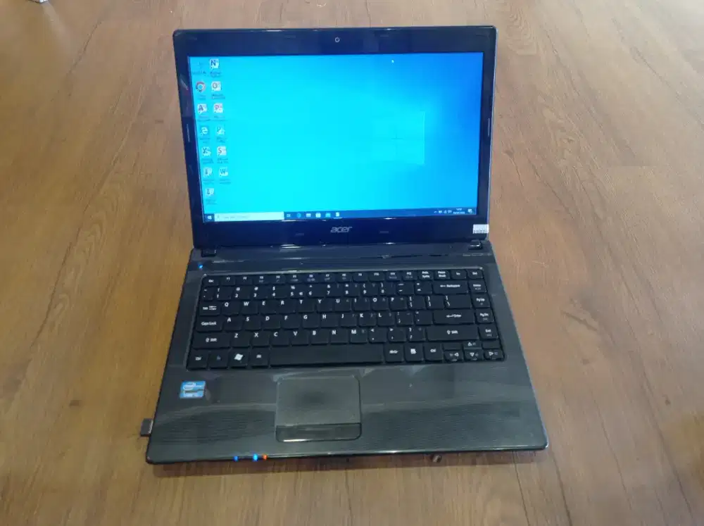 Laptop Acer 4752 i3 gen 2 ram 4 hdd 160gb siap pakai.