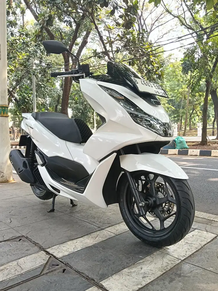DP MINIM 2.500 CASH KREDIT NEW HONDA PCX 160 CBS ISS THN 2023 PJK ON