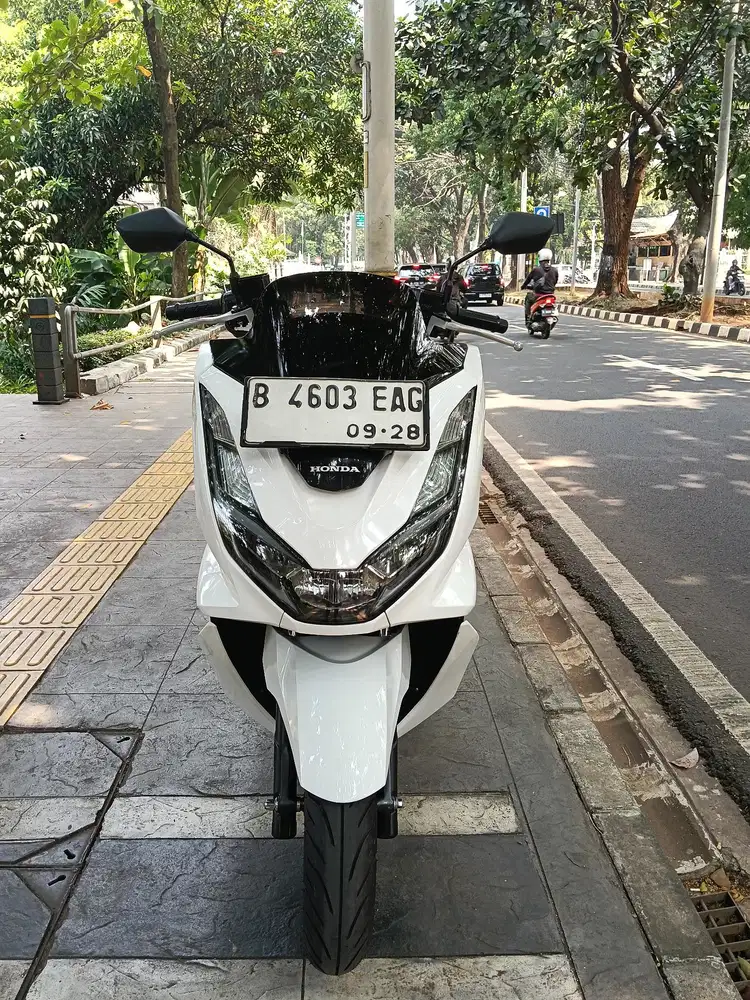 DP MINIM 2.500 CASH KREDIT NEW HONDA PCX 160 CBS ISS THN 2023 PJK ON
