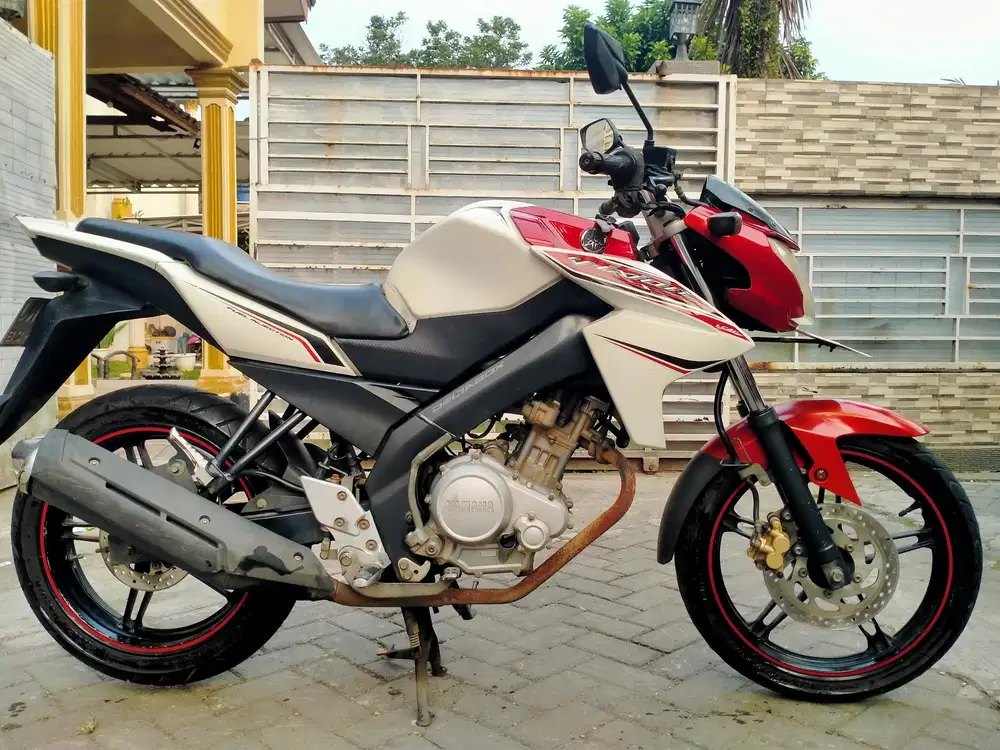 Yamaha Vixion new lengkap mesin segel sehat keterangan detail dibawah