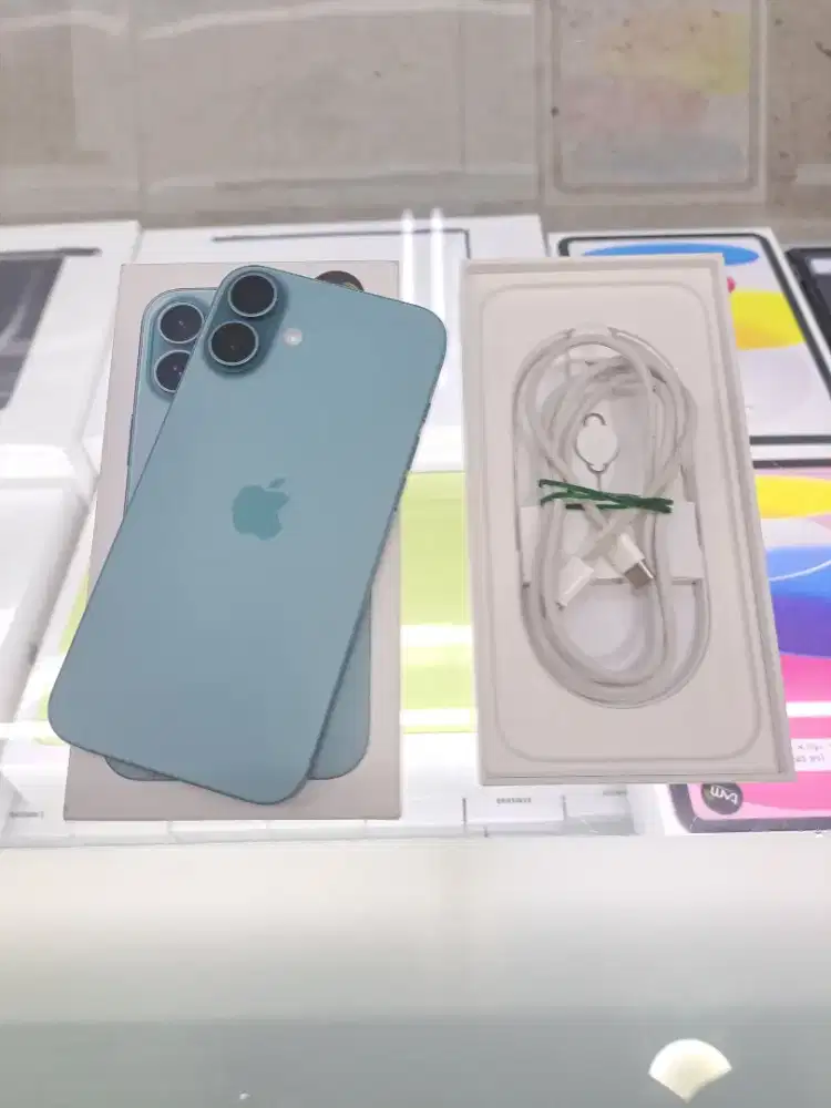 Second IPhone 16 Plus 128GB Teal Ex IBOX Mulus Fullset Nego