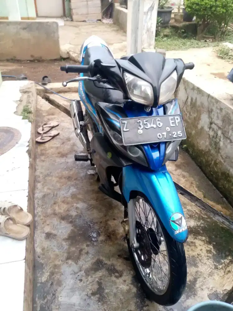 Jual yamaha jupiter robot thn 2010 surat lengkap plat Z garut