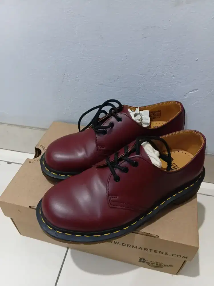 DR.MARTENS CHERRY RED
