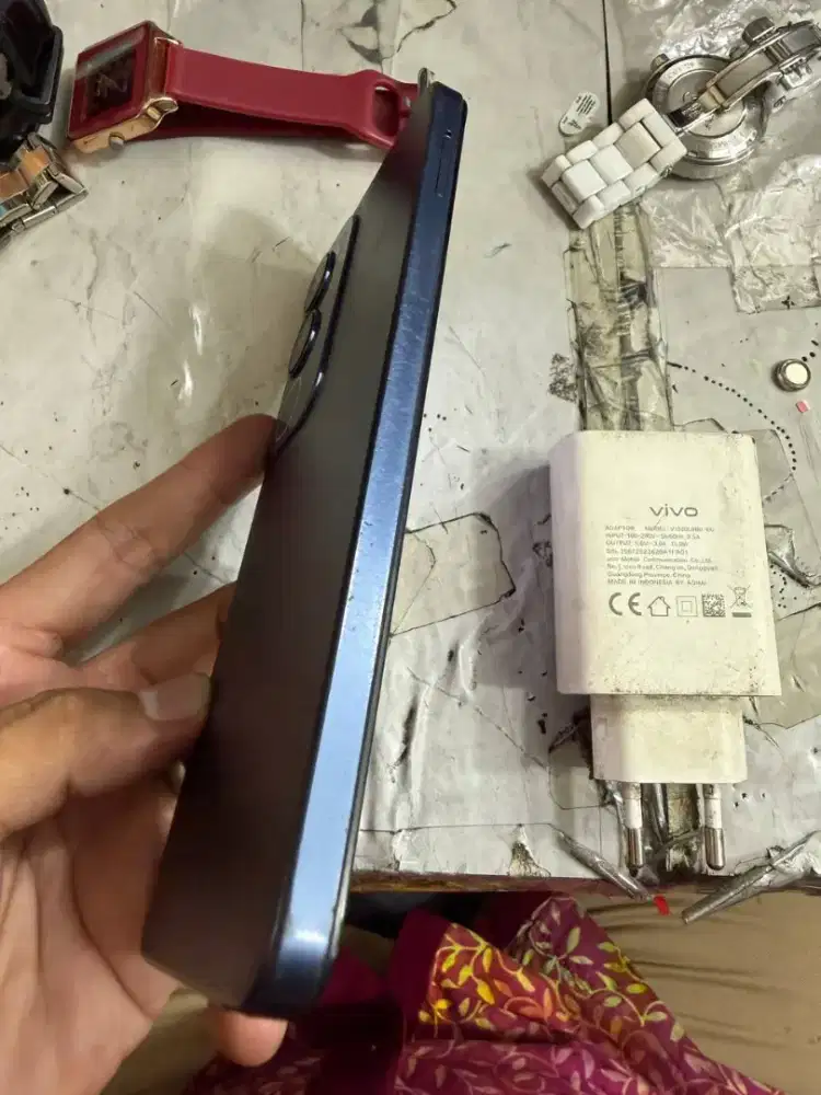 VIvo Y19S 4/64 resmi masih bgus orian lecet2 GK mulus Bs TT