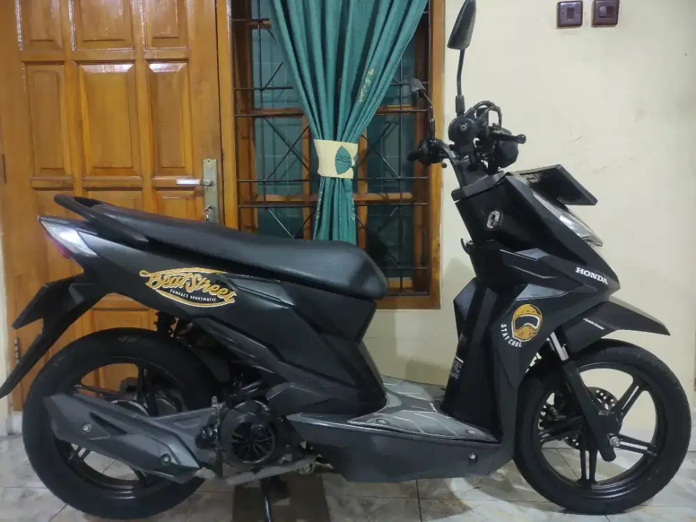 SUPER ISTIMEWA LPW KM BEAT STREET CBS ESP SUPER MULUS PERSIS BARU