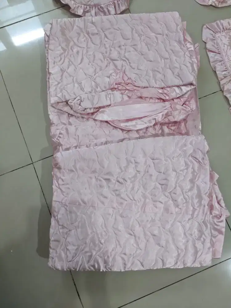 Bed cover org nikah,sarung bantal ,guling org nikah plus bantal love