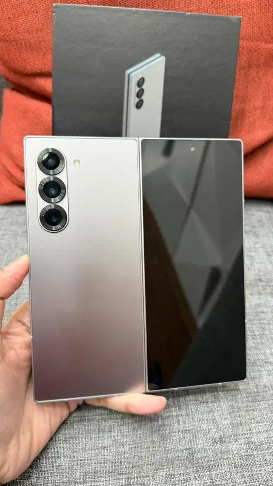 Samsung Z fold 6 12/256gb resmi