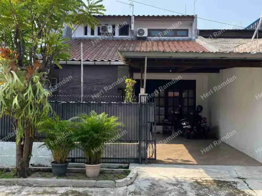 Rumah Bagus Tanah Luas Jlm Utama Komplek PTB Duren Sawit Jakarta Timur