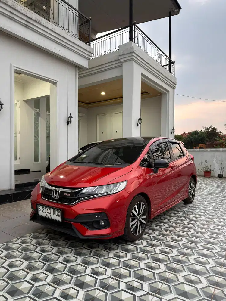 Honda Jazz Rs GK5 2018 Cvt antik terawat mulus matic low km orange