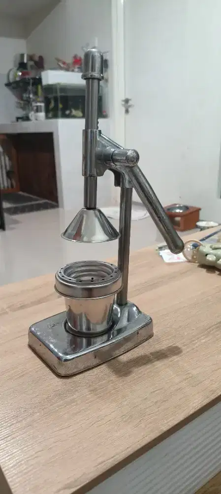DIJUAL ALAT PEMERAS JERUK MANUAL