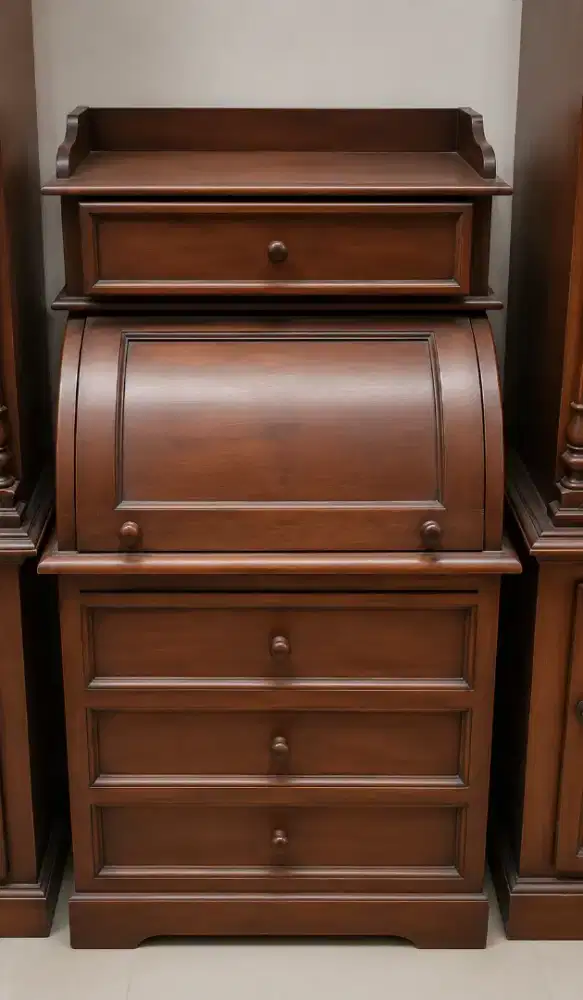 Meja Cashier Model Klasik