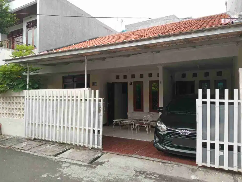 Rumah 2 lantai di Rawamangun