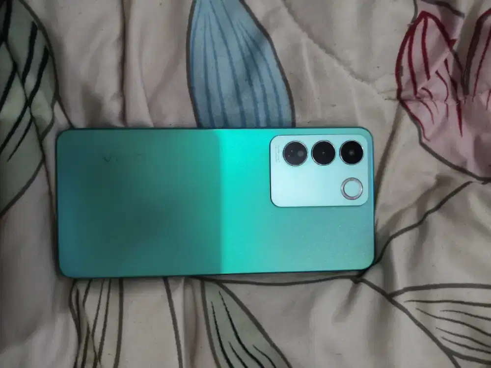 ViVo V27E 8+8/256