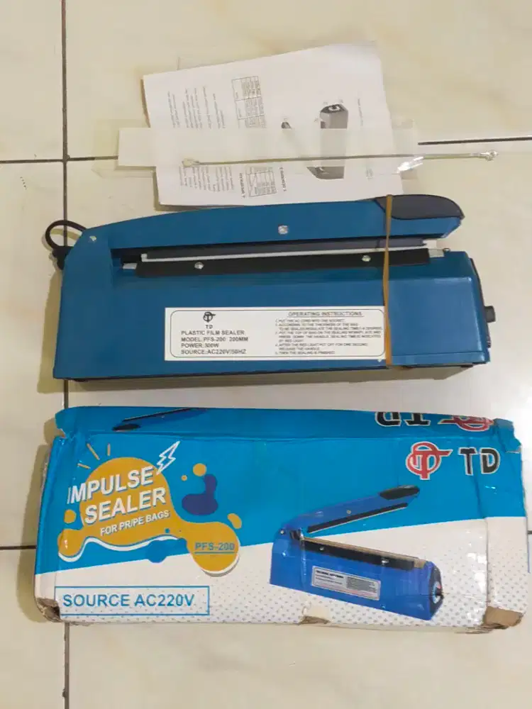 Sealer Plastik PFS 200