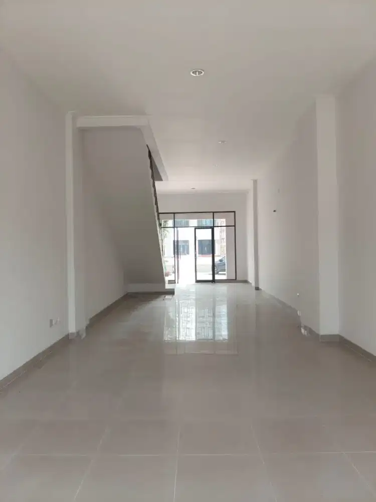 Ruko 4 Lantai Sedayu City Cakung Jakarta Timur