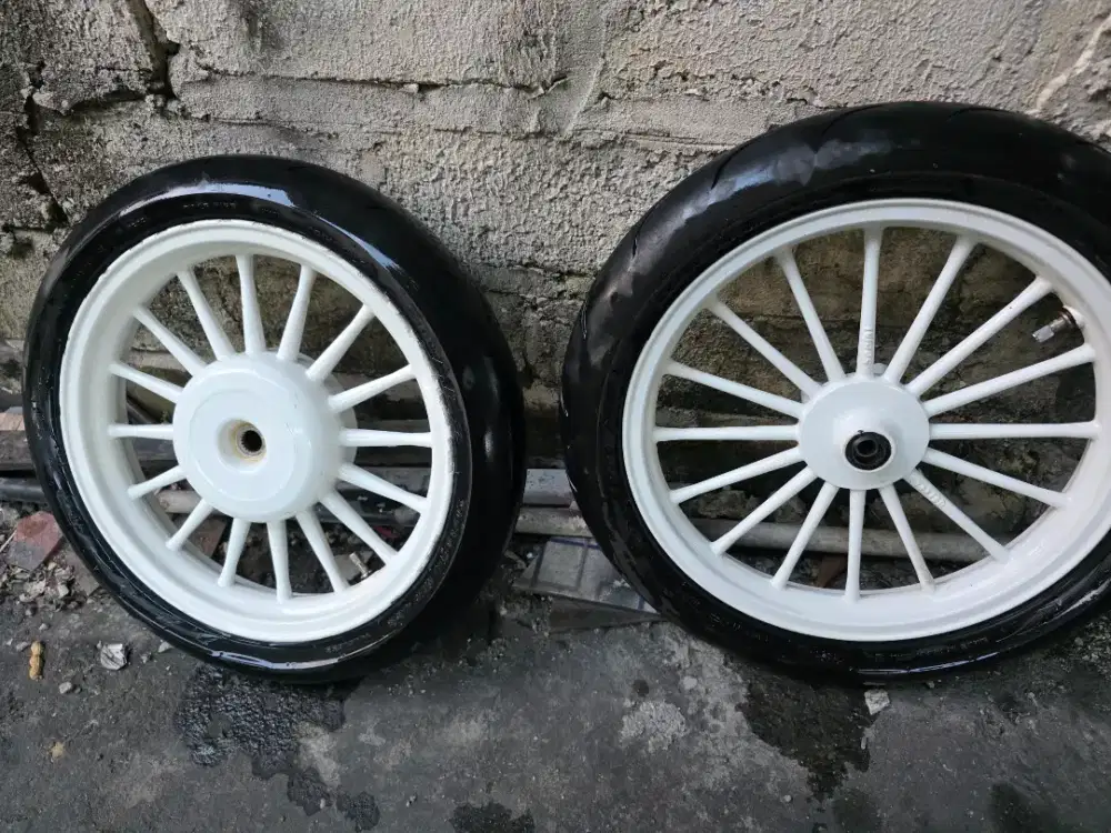 VELG PALANG 20 DAN BAN BEAT SCOOPY VARIO 110