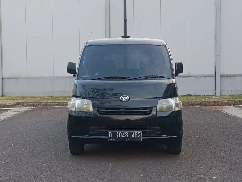 Daihatsu gran max D 1.3 AC 2014 hitam