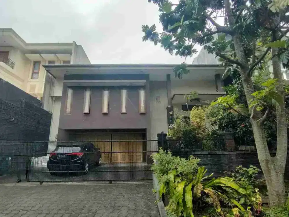 dijual cepat rumah mewah di setra duta