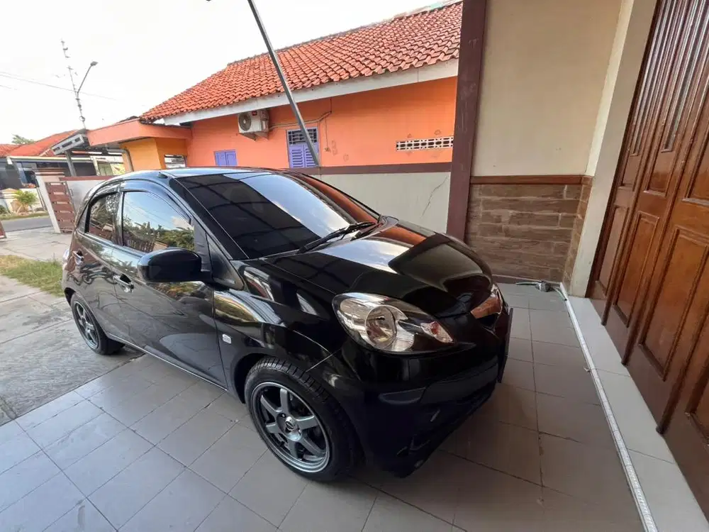 Brio 1.2 E A/T 2013