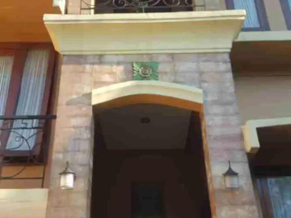 Dijual Rumah 2 lantai di Metland Ujung Menteng Jakarta Timur