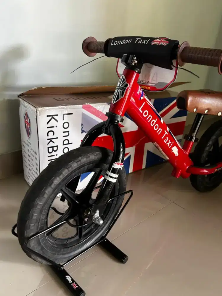 Balance bike london taxi