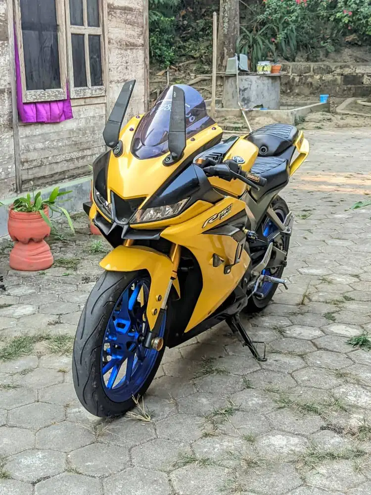 YAMAHA R15 v3 siap pakai