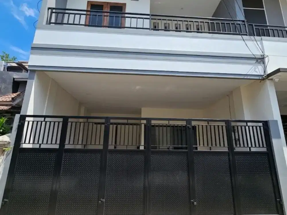 DIJUAL RUMAH CLUSTER CATALINA GADING SERPONG