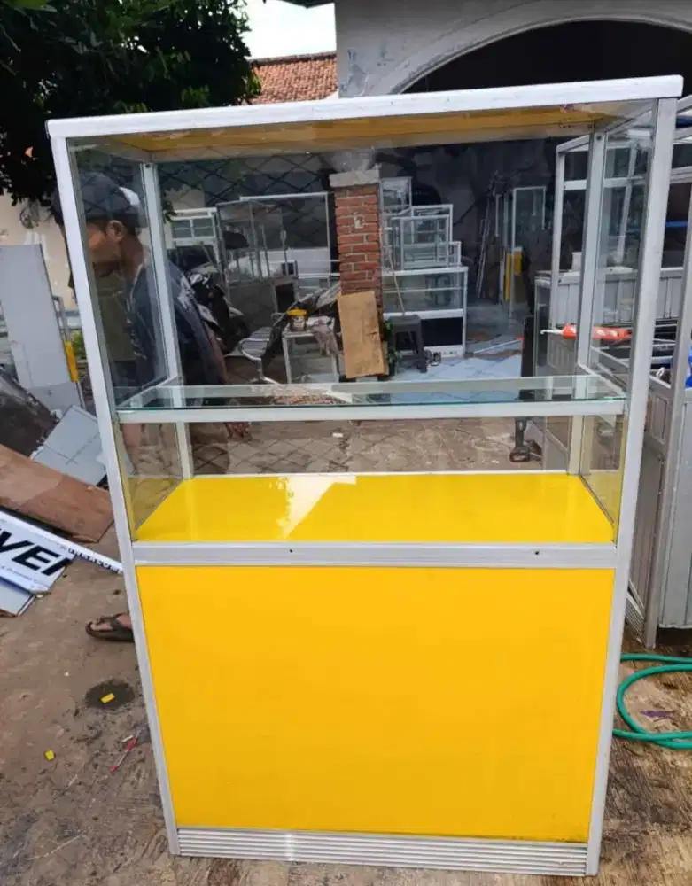Jual Etalase grobak second, Lok Pamulang barat, Tangerang Selatan