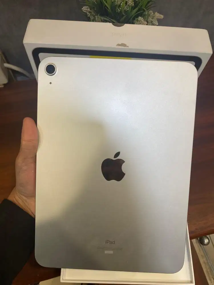 iPad 10 64GB iBox silver wifi lengkap ori