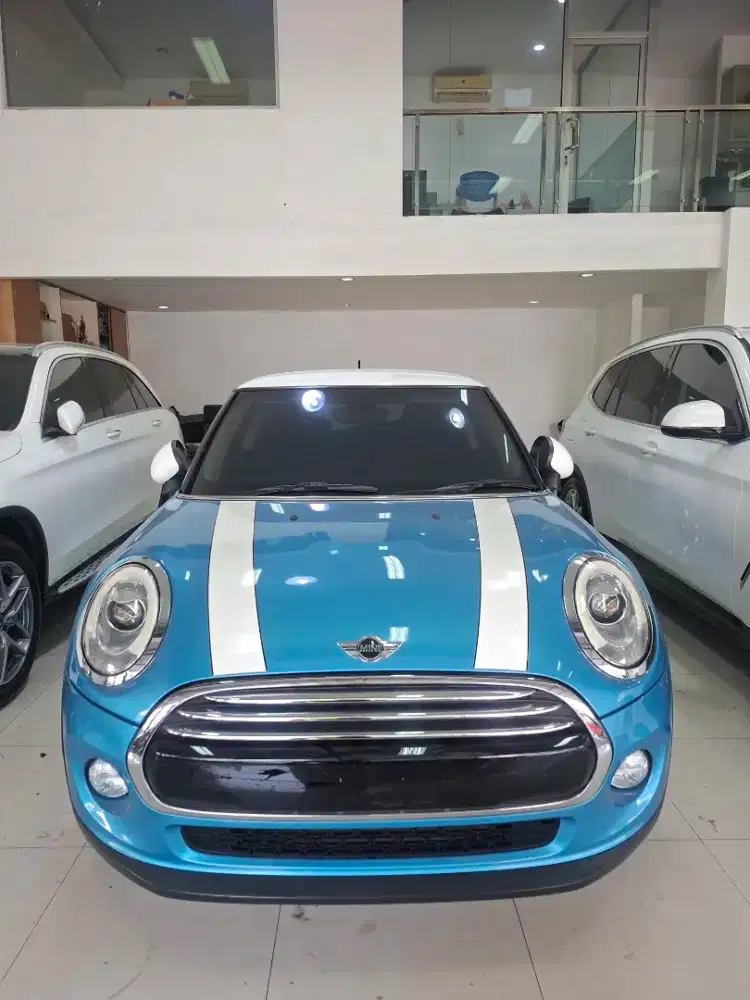 Mini Cooper 1.5 L Turbo F56 2016 Electric Blue 3 Doors