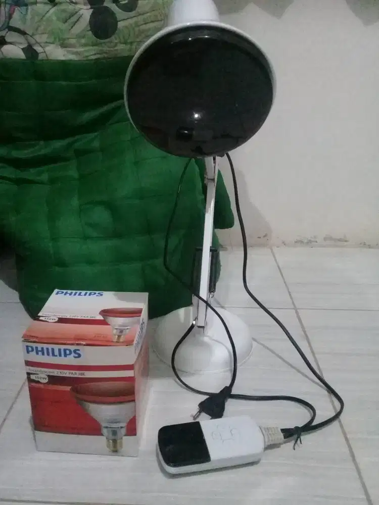 Lampu terapi infrared 150watt philips