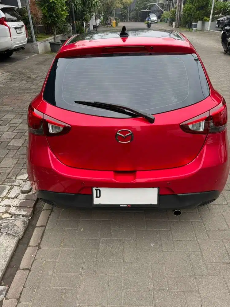 Mazda 2 Skyactive 2015