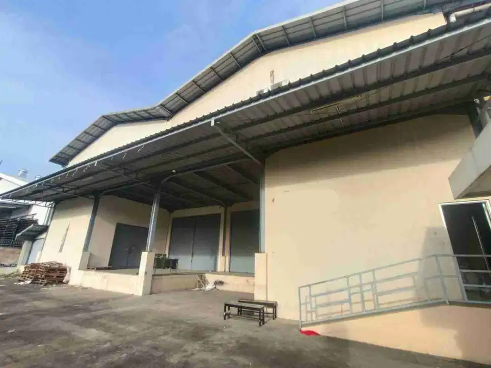 Di jual dan di sewakan gudang marunda center bekasi dekat pelabuhan tanjung priok siap digunakan