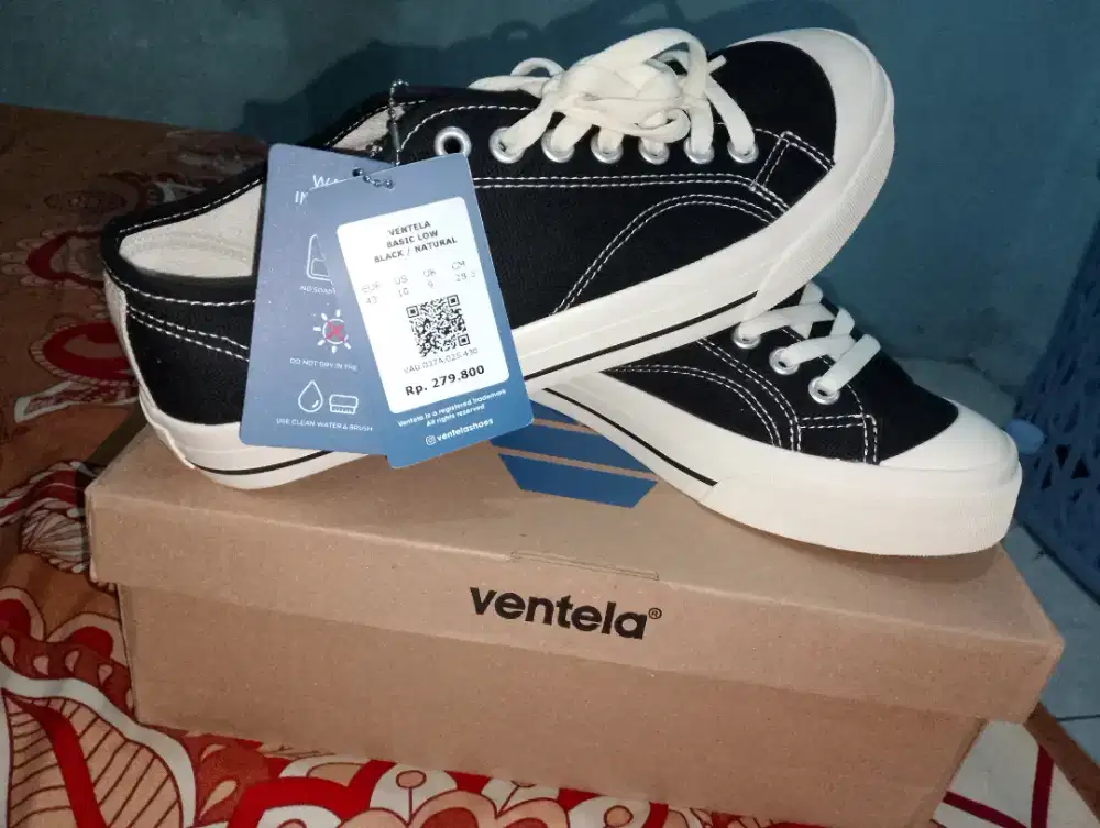 Sepatu ventela basic low