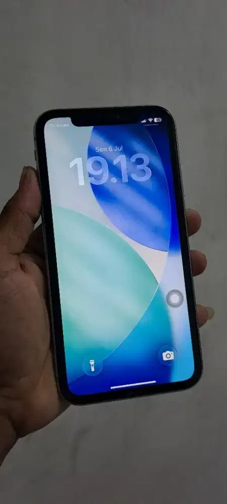 Apple 11 ( 64gb ) Lengkap